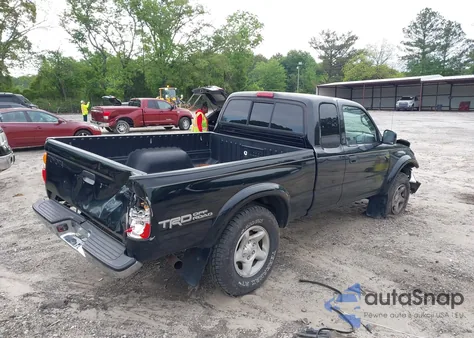 2002 Toyota Tacoma Prerunner z USA, uszkodzony, nr VIN 5TESM92N62Z097492